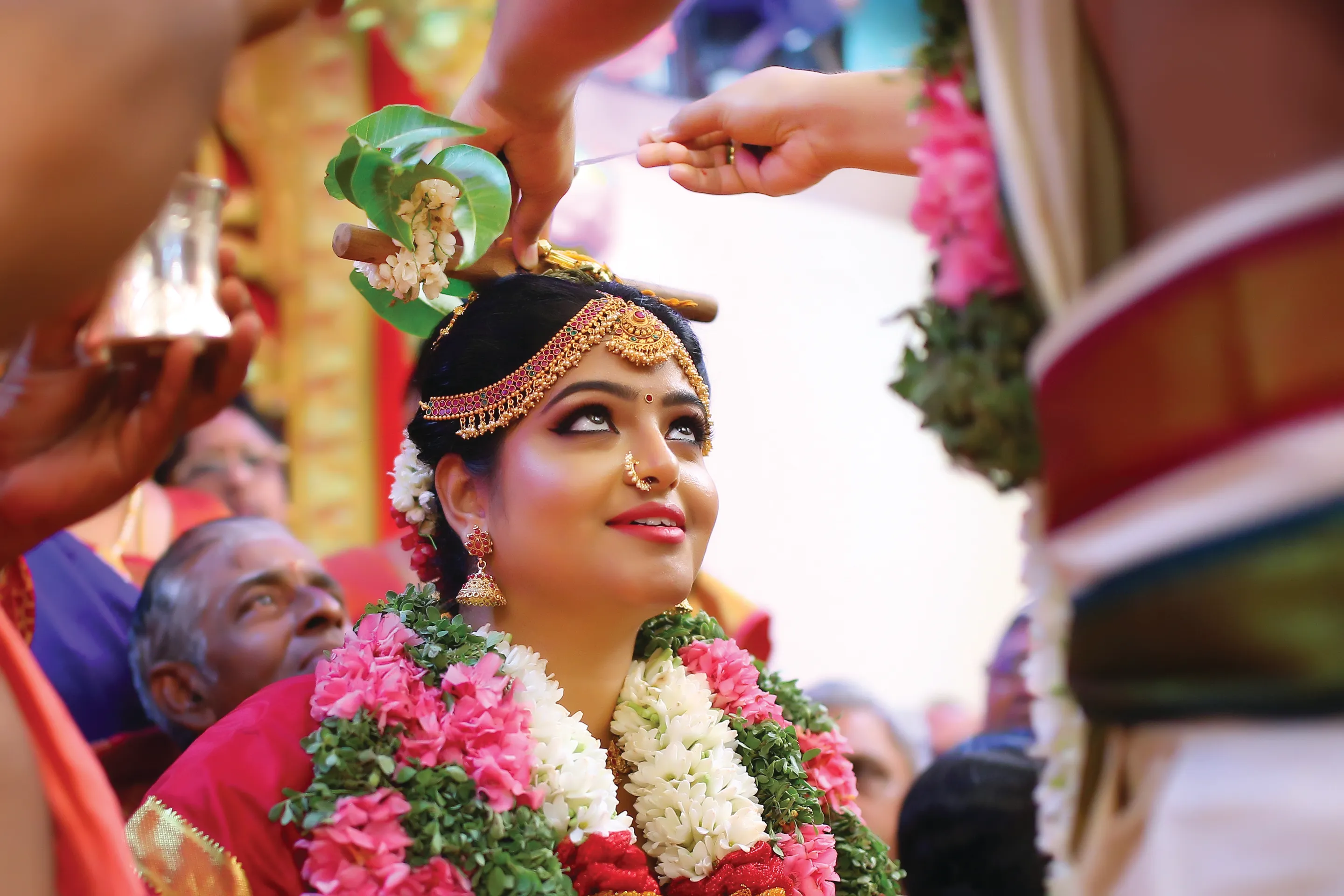 Capturing the Essence of Life: The Beauty of Candid Moments in Photography